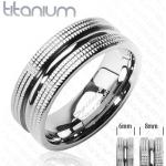 Karikagyűrű titániumból - fényes középsõ sáv, bordázott szélek - Nagyság: 49