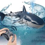 Smart Rc Shark bálna Spray vízjáték Távirányítós csónakhajó Tengeralattjáró Robotok Halak Elektromos játékok gyerekeknek Fiúknak babáknak gyerekeknek
