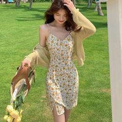 Temperamentum V-nyakú virágos, osztott dizájnú Sling ruha Feszesebb derekú Retro Egyszerű koreai stílusú nyári ruha